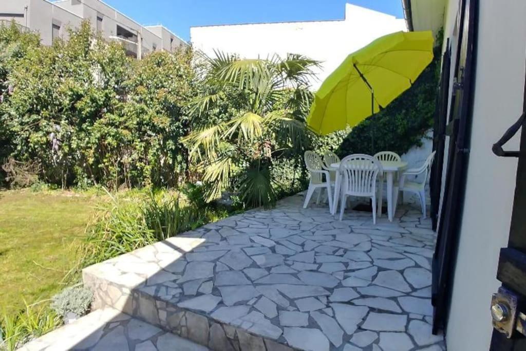 Comme A La Maison Cenon Εξωτερικό φωτογραφία